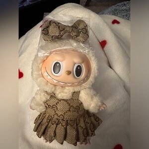Labubu clothing (no doll- dress and bow)
